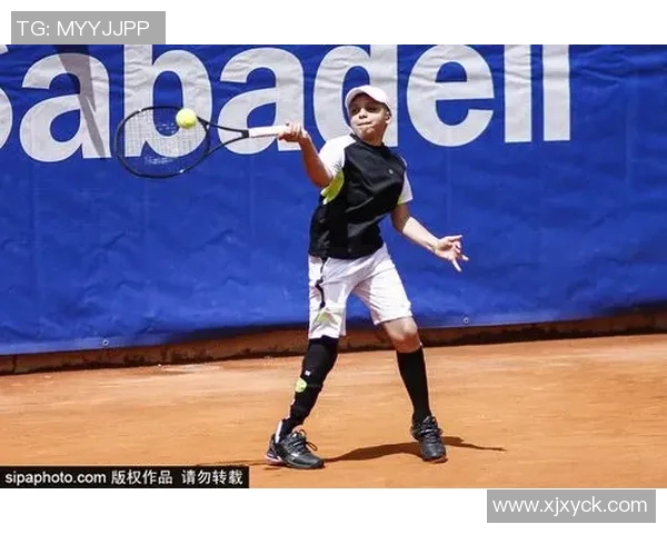 南京网球队节奏之争引发热议球迷与教练的观点碰撞