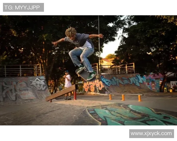 南京极限运动嘉年华精彩回顾滑板队实力展现引人瞩目