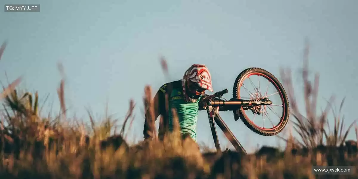 📸 赛场瞬间，定格成你专属的热血记忆！📚